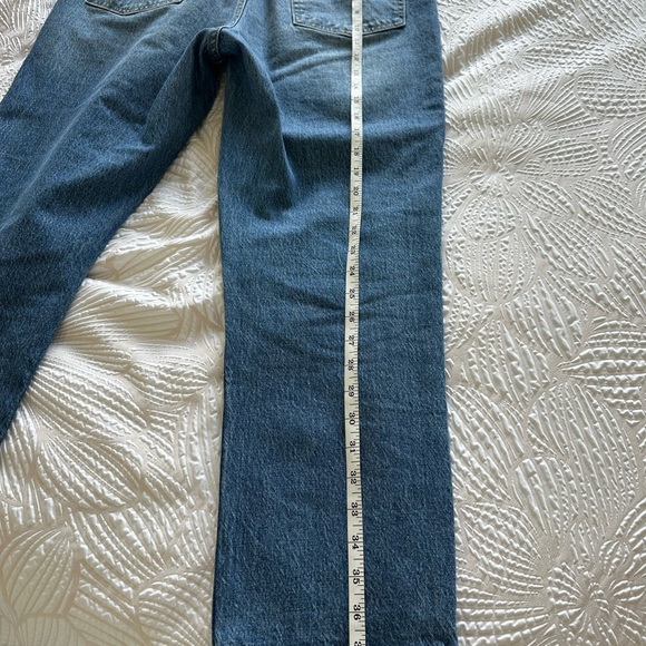 Ladies straight leg GAP jeans - Picture 4 of 6